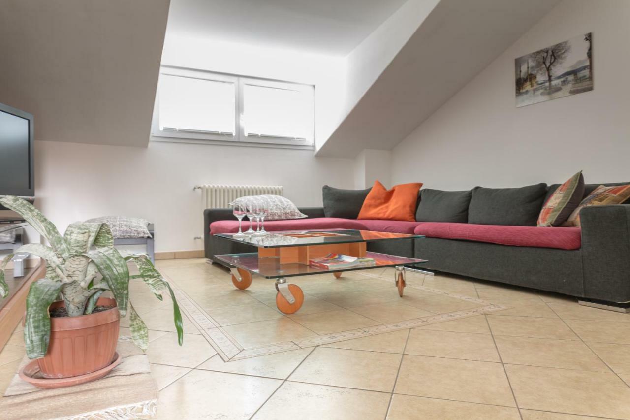 Linden Apartment Riva del Garda Exteriör bild
